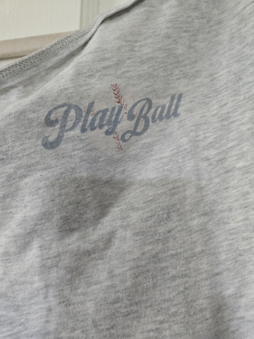 Hollister Light Heather Gray Tee with Subtle Logo And Teddy Bear On Back - Picture 2 of 4